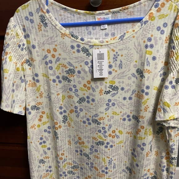 Lularoe Stephanie Size L - Picture 2 of 4